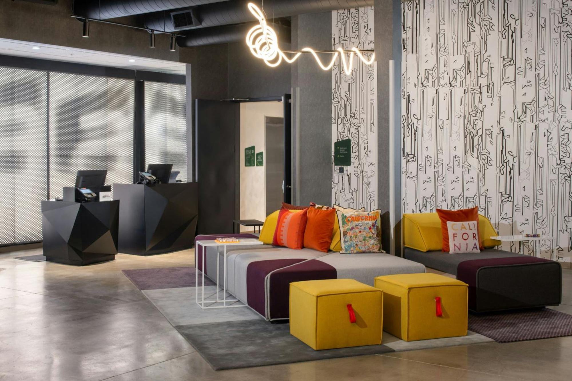 Aloft Sacramento Airport Natomas 호텔 외부 사진